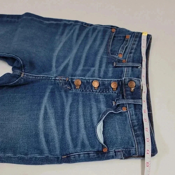 The Perfect Vintage Jean in Clearview Wash: Button-Front Comfort Stretch Edition - Picture 9 of 15